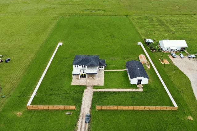 1053 Sedalia Road, Van Alstyne, TX 75495
