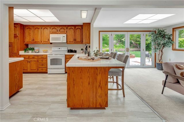 31861 Via De Linda, San Juan Capistrano, CA 92675