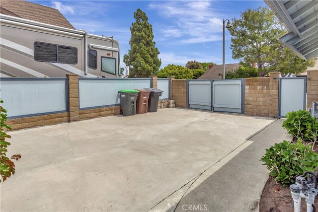 31861 Via De Linda, San Juan Capistrano, CA 92675