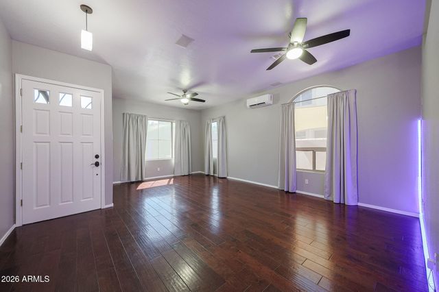 5974 W KERRY Lane, Glendale, AZ 85308