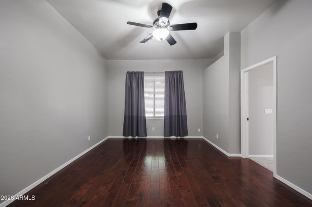 5974 W KERRY Lane, Glendale, AZ 85308