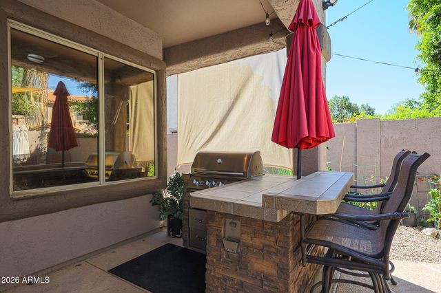 5974 W KERRY Lane, Glendale, AZ 85308