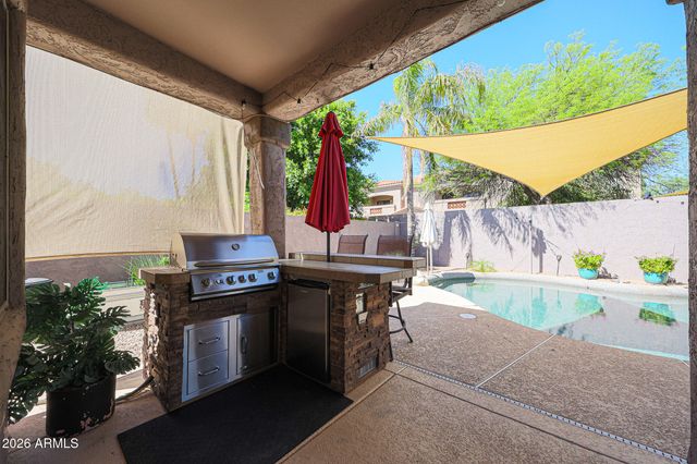 5974 W KERRY Lane, Glendale, AZ 85308