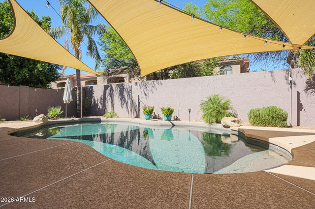 5974 W KERRY Lane, Glendale, AZ 85308