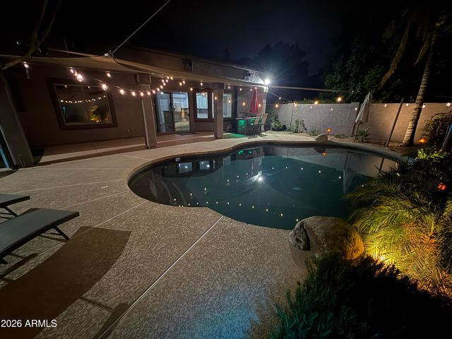 5974 W KERRY Lane, Glendale, AZ 85308
