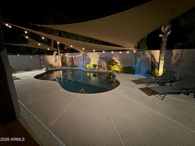 5974 W KERRY Lane, Glendale, AZ 85308