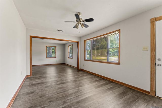 1477 Nichols St, Baker, LA 70714