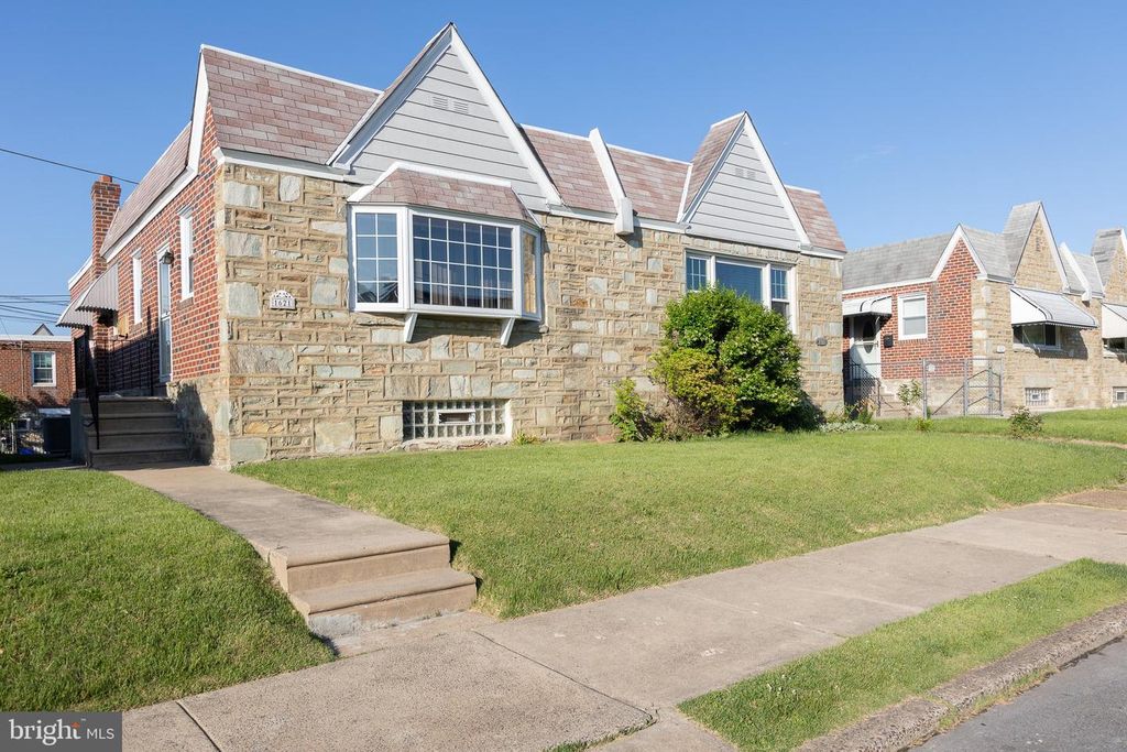 1621 BENSON ST, Philadelphia, PA 19152