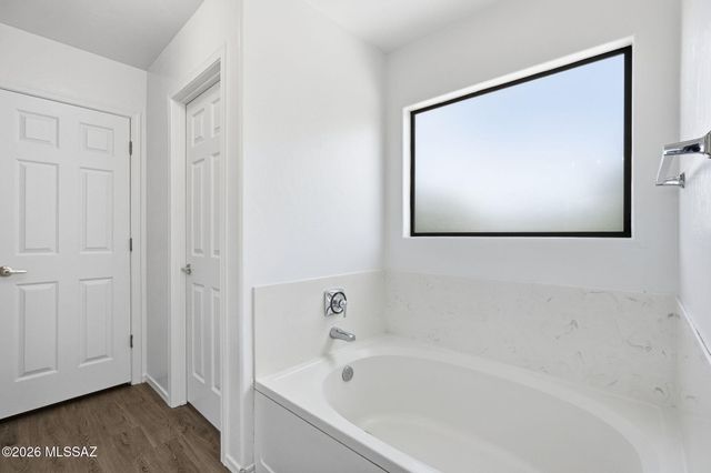 10811 E Limberbush Place, Tucson, AZ 85748