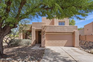 10811 E Limberbush Place, Tucson, AZ 85748