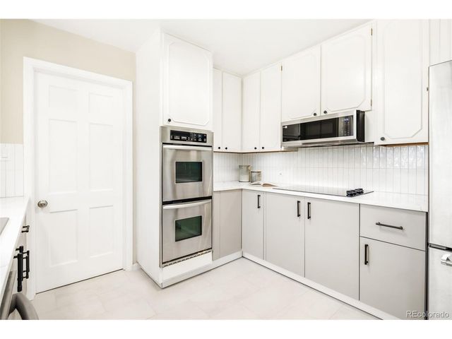 6570 S High St, Centennial, CO 80121