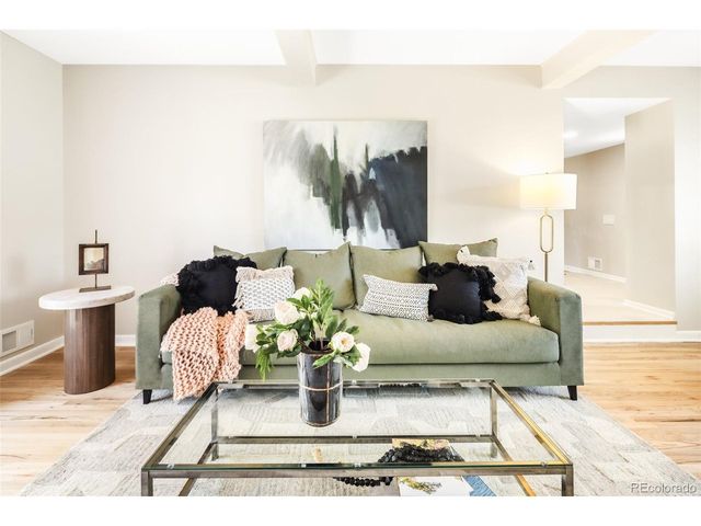 6570 S High St, Centennial, CO 80121