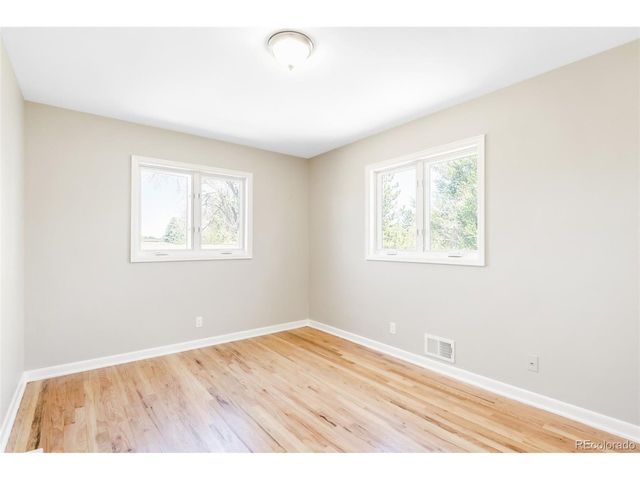 6570 S High St, Centennial, CO 80121