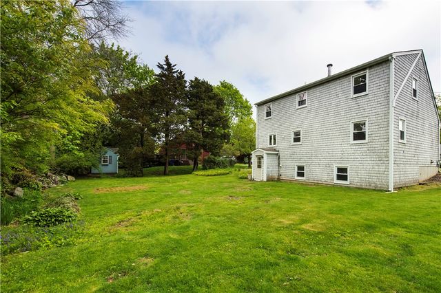 6 Englewood Court, Warren, RI 02885