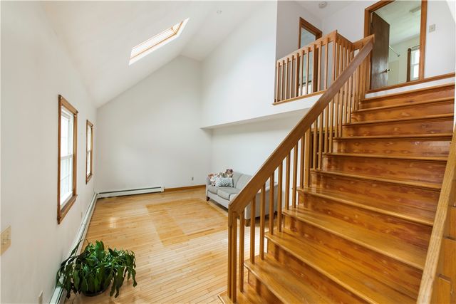 6 Englewood Court, Warren, RI 02885