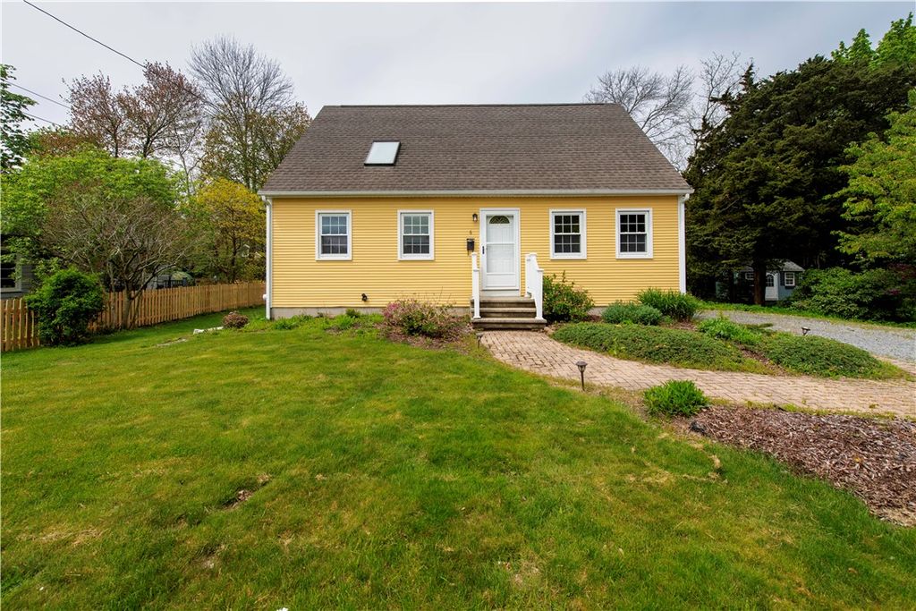 6 Englewood Court, Warren, RI 02885