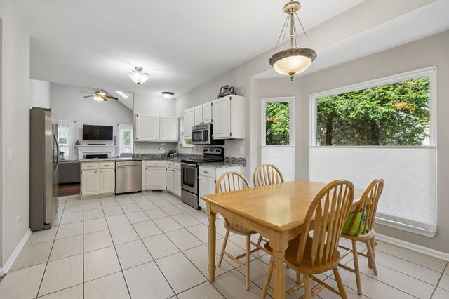 301 Mill Run Cir, Nashville, TN 37221