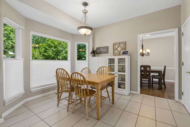 301 Mill Run Cir, Nashville, TN 37221