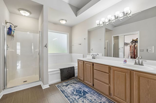 301 Mill Run Cir, Nashville, TN 37221
