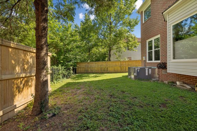 301 Mill Run Cir, Nashville, TN 37221