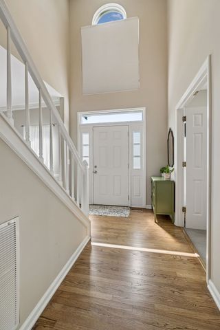 301 Mill Run Cir, Nashville, TN 37221