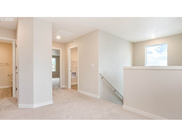 9194 Se Azalea St, Happy Valley, OR 97086
