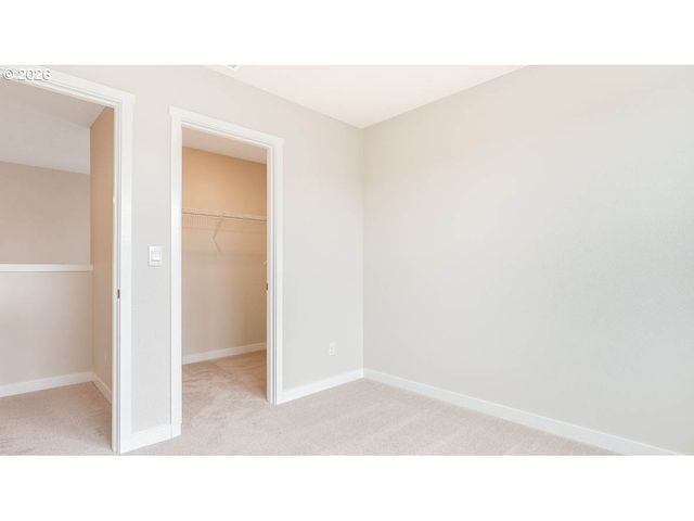 9194 Se Azalea St, Happy Valley, OR 97086