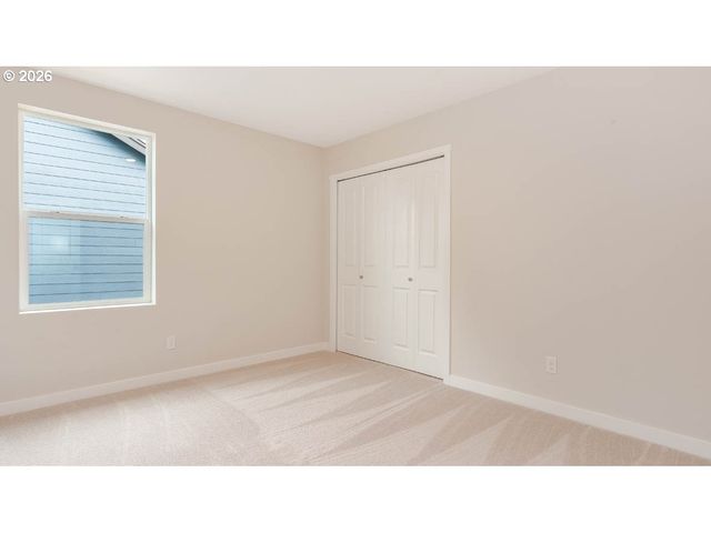9194 Se Azalea St, Happy Valley, OR 97086