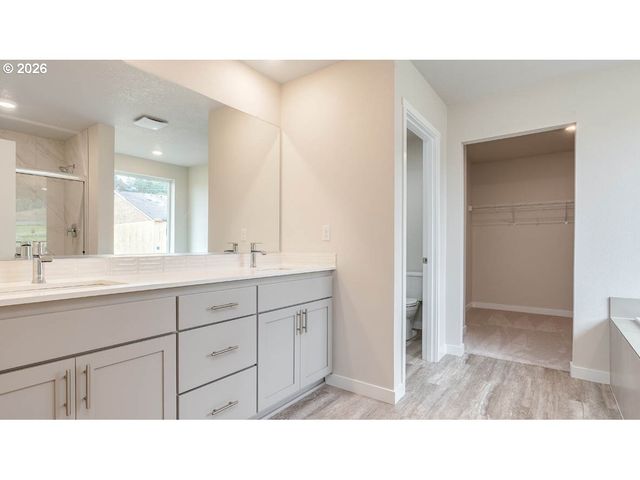 9194 Se Azalea St, Happy Valley, OR 97086