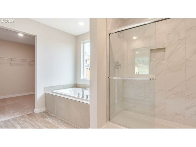 9194 Se Azalea St, Happy Valley, OR 97086