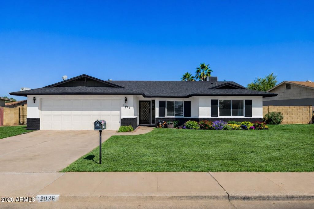 2036 E MARILYN Avenue, Mesa, AZ 85204