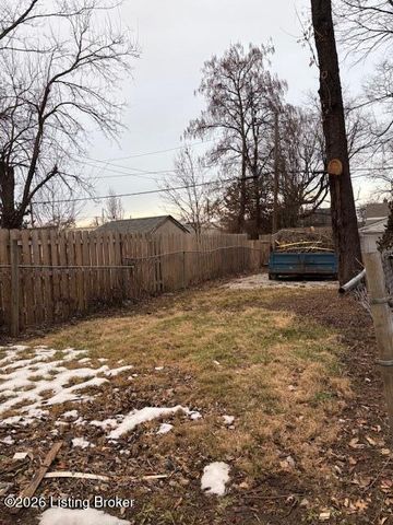 1771 Dumesnil St, Louisville, KY 40210