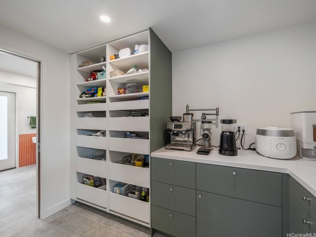 85 Mahiloa Place, Kailua, HI 96734