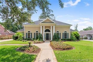 4012 Barbe Wood Drive, Lake Charles, LA 70605