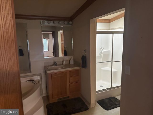 1 WALNUT, Quakertown, PA 18951