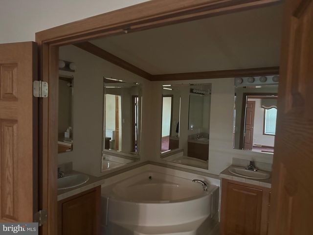 1 WALNUT, Quakertown, PA 18951
