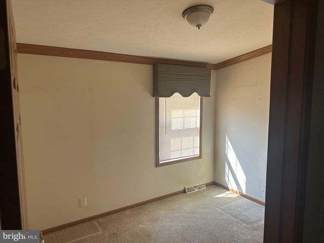 1 WALNUT, Quakertown, PA 18951
