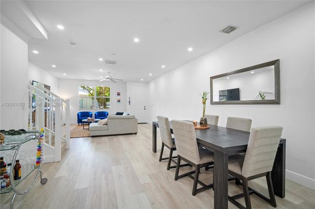 317 SW 13th Terrace 317, Fort Lauderdale, FL 33312