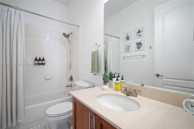 317 SW 13th Terrace 317, Fort Lauderdale, FL 33312