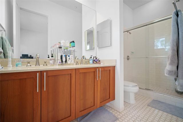317 SW 13th Terrace 317, Fort Lauderdale, FL 33312