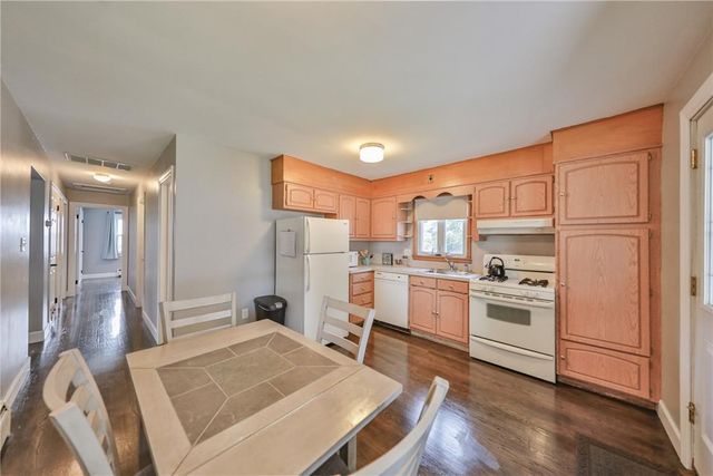 3152 Hodle Avenue, Bethlehem Twp, PA 18045