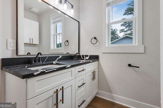 392 Price Place, Norcross, GA 30071
