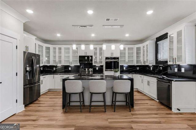 392 Price Place, Norcross, GA 30071