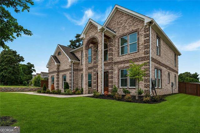 392 Price Place, Norcross, GA 30071
