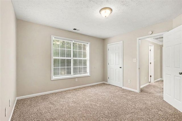 4330 Smithson Creek Drive, Ellenwood, GA 30294