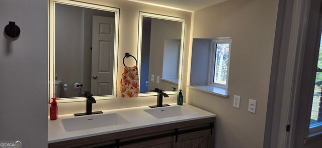 1024 Mount Olivet Road, Hartwell, GA 30643