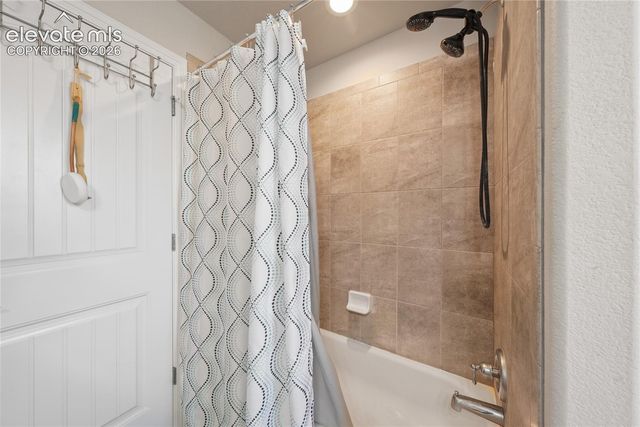 6087 Meadowbank Lane, Colorado Springs, CO 80925