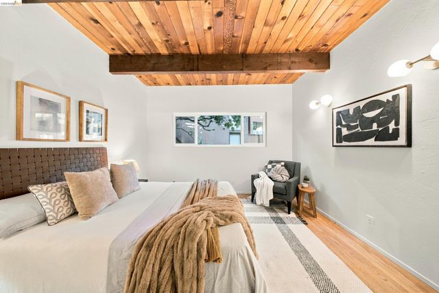 6064 Colton Blvd, Oakland, CA 94611