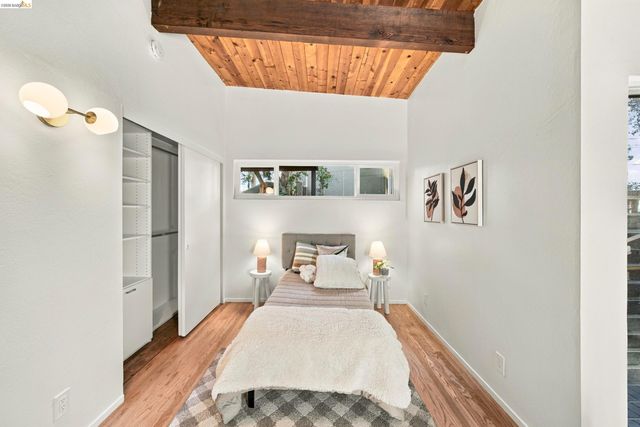 6064 Colton Blvd, Oakland, CA 94611