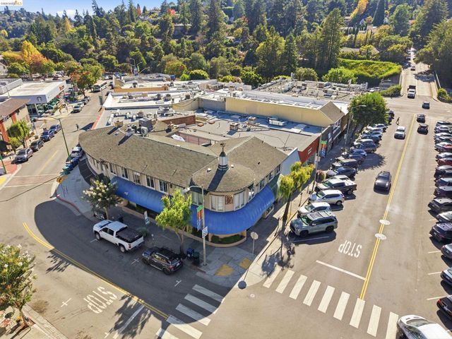 6064 Colton Blvd, Oakland, CA 94611